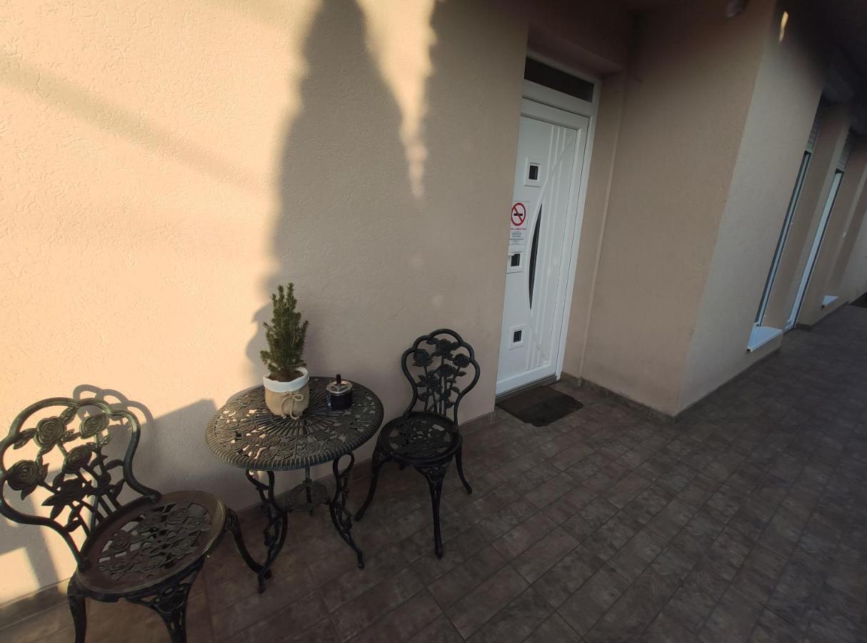 Ferienwohnung Royal De Lux Hajdúszoboszló Exterior foto